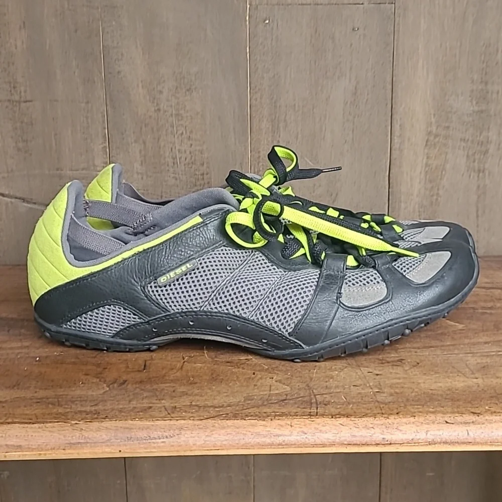 Diesel Hunter Black/Grey Leather Neon Yellow Double Lace Up Sneaker Men's sz 16